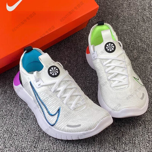 耐克（NIKE）FreeRn赤足轻便缓震运动跑步鞋FBDX正品 fb1276-002 黑白 男子 关注收藏 43