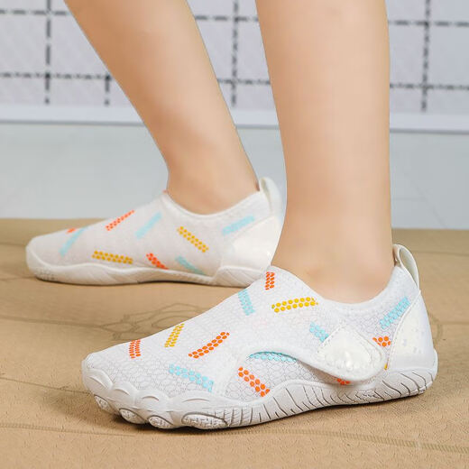 GPHF Japanese indoor rock climbing shoes, children's rope skipping shoes, women's sports shoes, shock-absorbing primary school students training shoes, professional men's running shoes, Baiyue 26