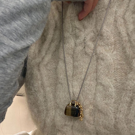 PKFC Korean Blogger gleicher Stil Tiger-Eye Stone Obsidian Bag Traube Bündel Halskette Design Vielseitige Pullover Kette Frauen Tasche Tiger-Eye Stone Traube Halskette Z-3856