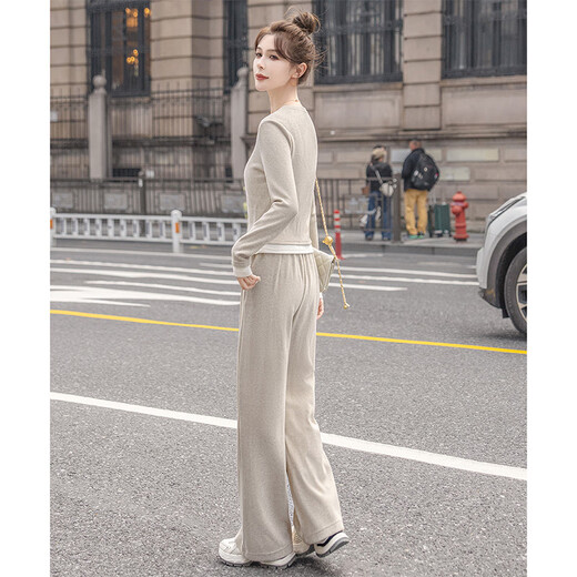 Sibaiser Fashion Sports Set pour les femmes 2025 Autumn Nouveau faux haut en deux pièces avec pantalon long pantalon