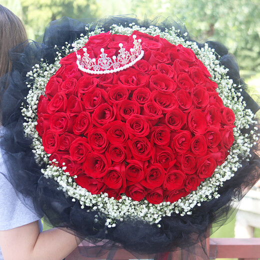 Let's come to Valentine's Day flower delivery. 99 red roses bouquet birthday gift to express your love for your girlfriend. Nationwide delivery in the same city. 99 red roses goddess style.