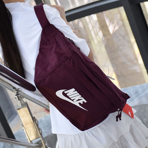 Nike (Nike) Bolso para hombres Bolso para mujeres Spring New Sports Bags Running Winist Bag Bag al aire libre Bolsa de cofre informal