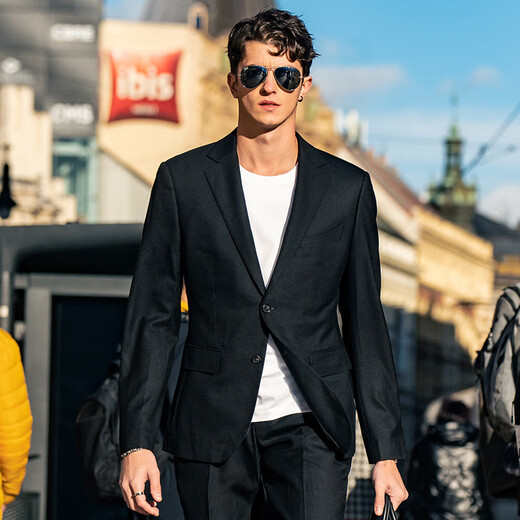 Mr. Bu Bu men's inner wear T-water soft cotton pure cotton short-sleeved spring and summer basic long-staple cotton cool small white T off size water-soft cotton T Haoyue white M (170)