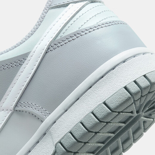 NIKE Nike men and women's low top casual board shoes DUNK lightweight cushioning sports white shoes fashionable skateboard shoes big children's shoes DH9765-001 size 40 suitable for foot length 25cm