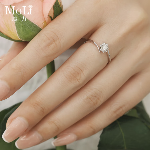 Magic Spot Sparkling Natural Diamond Proposal Ring for Women Twisting Arm Snowflake Love White 18K Gold Diamond Ring 10 Points Small Broken Diamond Natural Diamond Ring 10 Points + Exquisite Packaging Box. Please contact customer service for details.