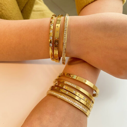 Bhiodha Bracelet européen et américain de style titane en acier