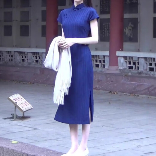 Lekali cheongsam, new Chinese style women's clothing, sexy improved mother's dress, long skirt, retro Republic of China style etiquette photo shoot, cheongsam, navy blue M, about 110