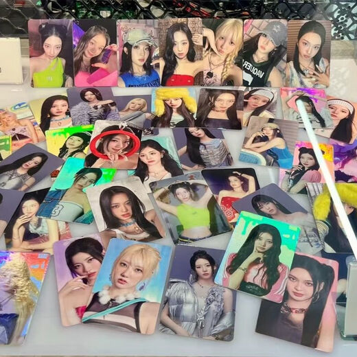Альбом Babymonster Babymonster Homemade Drip Flash Flash Perisheral Random Card не распакована. Bao Monster Rigtion One Flash Random Card Три пакета не распакованы (15 маленьких карт)