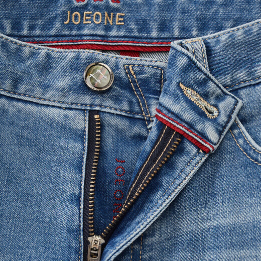 
Jiumuwang [same style in the mall] Men's jeans men with mulberry silk 2025 autumn and summer new cotton trousers JX slim fit version + light blue + JJ1EV15122 30 size 170/74A (2.28) 76cm