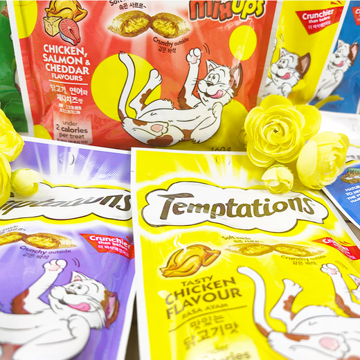 Whiskas Whiskas Sandwich Temptations Cat Snacks Cat Biscuits Hair and Cheek Cleansing Biscuits 160g Milk Flavor 75g 1 pack