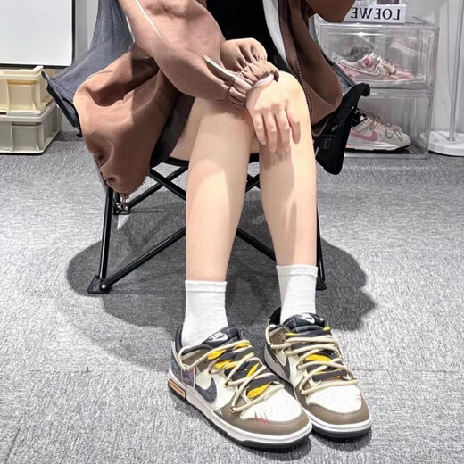 
Nike (NIKE) sneakers custom Dunk Low Panda Prank Jungle Travel Crossing and Overcoming Thorns Low Top Shoes DD1391-100 Customized No Return or Exchange 35.5