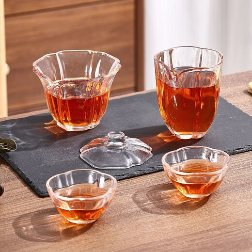 Plum blossom glass tea set, teapot, Kung Fu tea, home reception tea cup, simple office complete set, covered bowl + fair cup + six tea cups