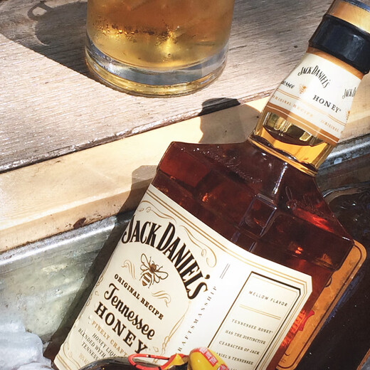 杰克丹尼（Jack Daniels）Jack Daniel's杰克丹尼田纳西州威士忌蜂蜜味力娇酒利口酒洋酒 杰克丹尼蜂蜜味力娇酒700ml