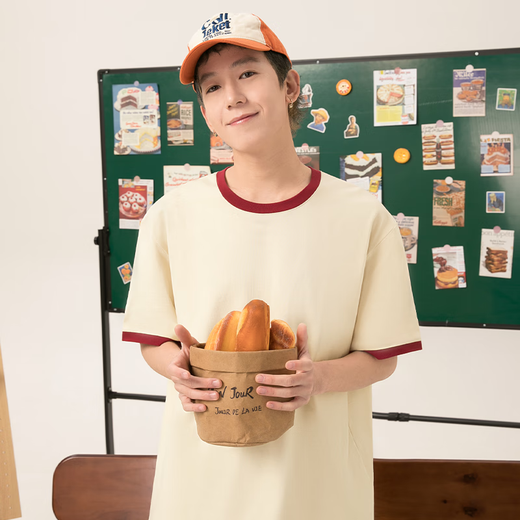 名创优品（MINISO）纯棉t恤男夏季撞色宽松高级感2025新款青少年潮流短袖 酒红 XL