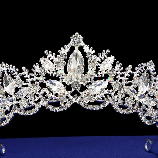 Haiyiduo Braut Krone Tiara Luxus atmosphärische Strasskrone Stirnband Europäische Hochzeit Erwachsener Zeremonie Geburtstag Super Fairy Accessoires Frauen Braut Strasskronstirnband [Silber]
