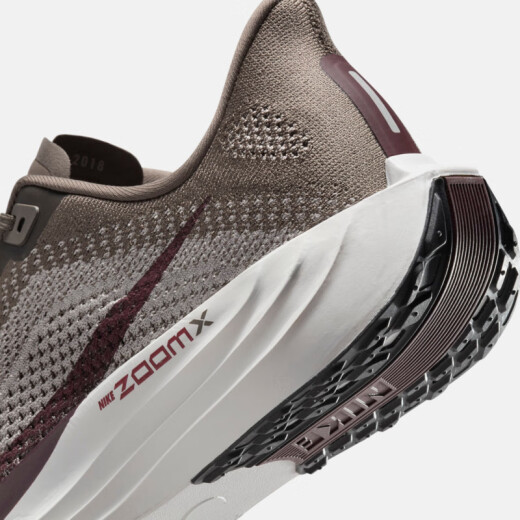 Nike (NIKE) Pegasus Plus men's shoes fitness outdoor cross-country sports shoes super pegasus road shock absorption rebound running shoes FQ7262-005 41