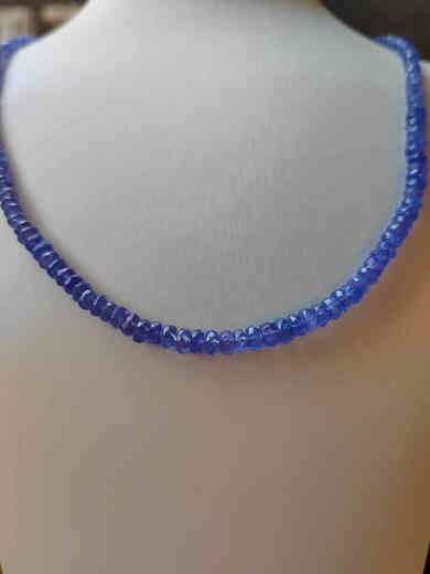 Chihuan Natural India Imported Tanzanite Necklace High-Quality Ice-Permeable Gem-Grade Blue-Purple Necklace Pink Tourmaline Necklace Bracelet High-quality Ice-Permeable Tanzanite Necklace About 3-4.2