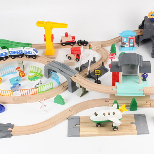 Yunya Holzstraße Set Magnetic Electric Car Head Building Blocks Moderiertes Neujahrsspielzeug für Kindergeburtstagsgeschenk 100 Stücke von Städten Themen Zugschienen für Zugkopf