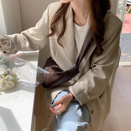 Hot-selling retro niche cow leather croissant horn dumpling bag genuine leather fashion bag for women shoulder crossbody bag black 36*5*17cm (small size