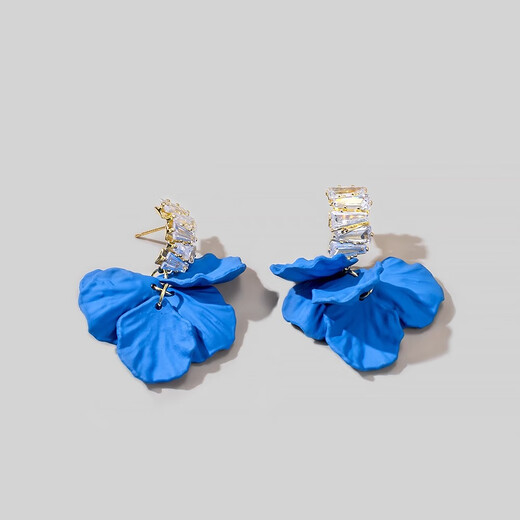
oein without ear piercing [Looking white Klein blue] Flower earrings without ear piercing for women mosquito coil plate earrings blue blue petals [Mosquito coil plate ear clip]