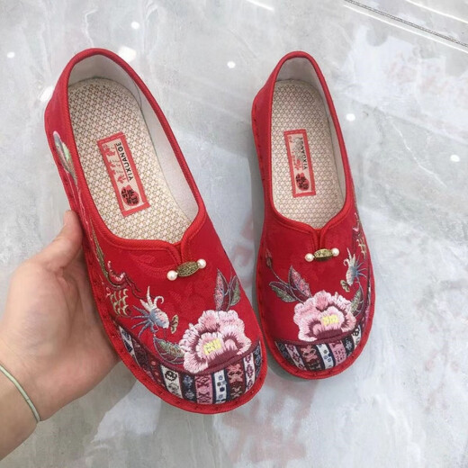 春季新款单鞋绣花鞋中国风老北京布鞋轻便妈妈鞋平底一脚蹬女鞋 X123红色 36