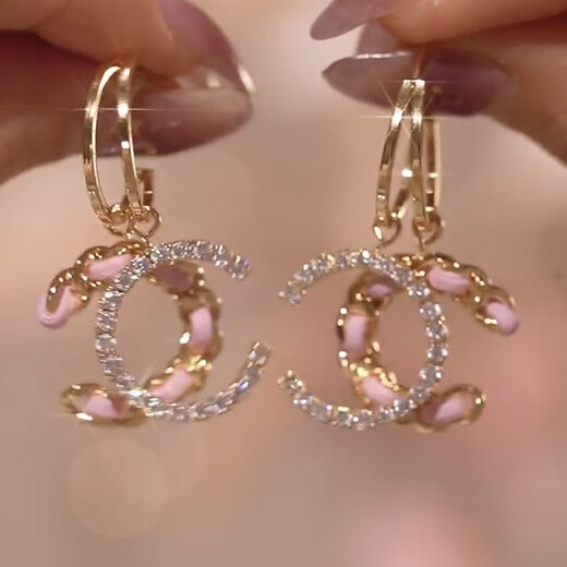 Mengke earrings Xiaoxiangfeng 2025 early spring new double C diamond earrings niche light luxury style fashion earrings gift pink-double C
