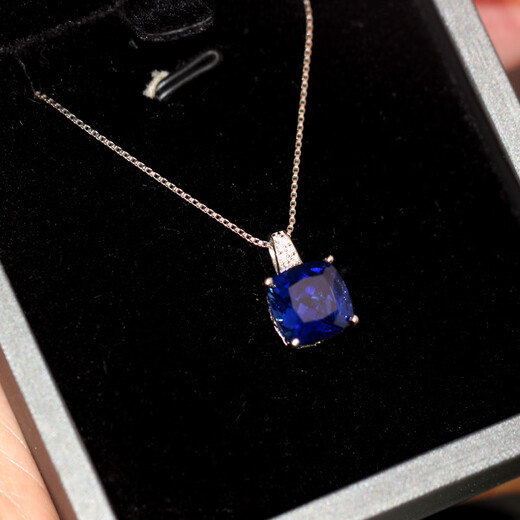Fat Donglai same model Tanzanite sapphire square tanzanite necklace women's blue pendant pendant 925 silver platinum plated small single pendant without chain