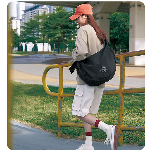Dickies shoulder bag men's large-capacity messenger bag student multi-compartment outdoor sports cycling shoulder bag DK travel dumpling bag
