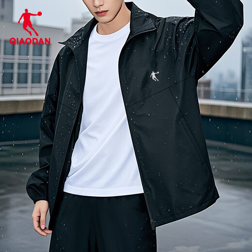 Jordan Sports Jacket Men's Travel Mountaine d'alpinisme Trench Coat 2025 Été Nouveau eau extérieure Splashing Stand Collar Veste Top Men Black XL / 180