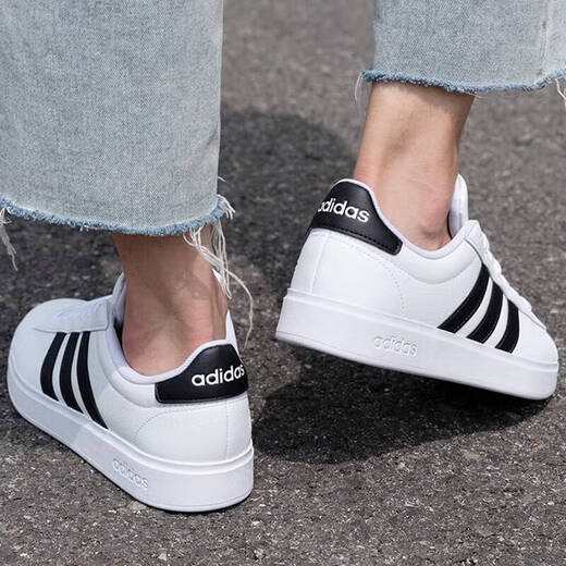 
Adidas official ship store men's shoes, new summer three-stripe board shoes, leather sports shoes, wear-resistant casual shoes, men's GW9195-Shop manager's recommendation 42