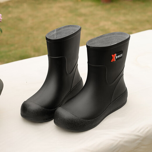 DG / Du Bottes de pluie épaissi pour les femmes avec des chaussures de pluie imperméables chaudes en velours pour adultes pour les chaussures en caoutchouc de cuisine non glissante de tube à tube moyen [chaussures simples et polyvalentes] Noir 38