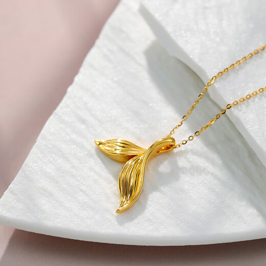 Chiba Jewelry 18k gold pendant, smart and romantic fishtail small fresh neck ornament, 3D craft holiday birthday gift for women