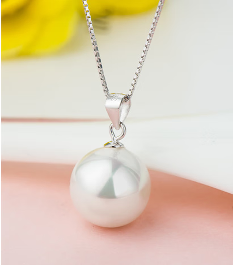 Shumo S925 sterling silver natural seawater mother-of-pearl round pearl pendant women's pearl necklace Korean version white 12 mm with chain