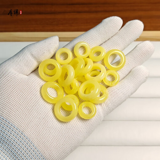 Kuxiang natural amber beeswax full of honey and floating flowers running ring DIY cultural accessories large size (outer diameter 25mm, inner diameter 18mm)