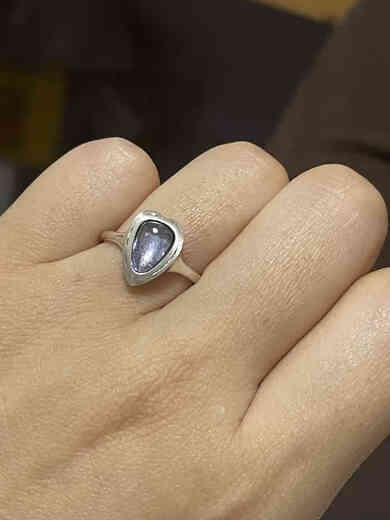 The love tanzanite color full-body 925 silver matte designer palace retro silver ring in the OEMG illustrations is in stock with a port code of 15 and a full-body 925 silver