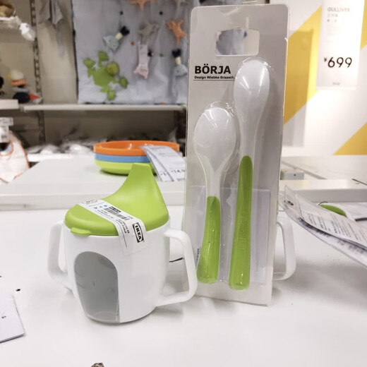 Ikea Feeding Löffel und Babylöffel Kindergeschirr Neugeborenes Baby-Sicherheitslöffel Weißgrün 2-teilige Set