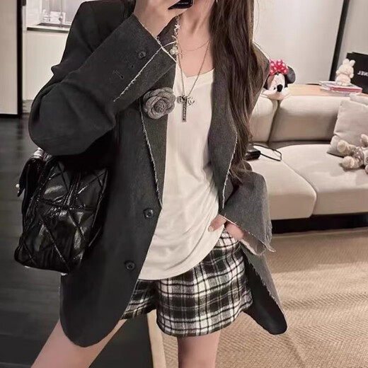 Suican Xiaoxiangfeng camellia brooch for women gray style corsage temperament suit coat dress miu style stacking corsage gray + black stacking camellia 2 pieces