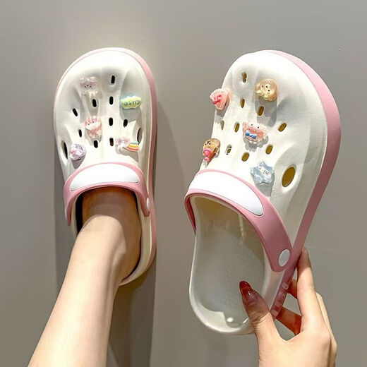 Tianjin Bingheng Schwangere Frauenlochschuhe für Sommer tragen neue nicht rutschende dicke Strandschuhe in Innenhäusern mit Haushaltsbeutel Sandalen Kristallbär Rasengröße 36-37 [Schuhe sind größer]