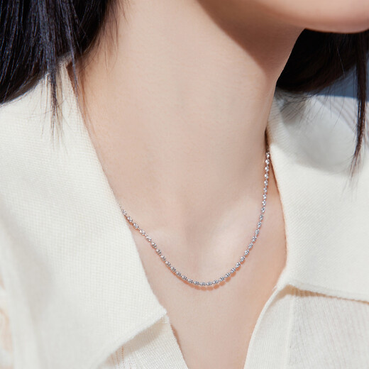 Lukfook Jewelry Cheng Yi's same style platinum necklace sparkling car bead platinum 950 plain chain priced at about 10.29 grams