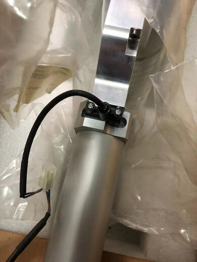 VAT Pneumatic Plug-In Vanne 12140-PA24 Nouveau diamètre ISO100 ISO100
