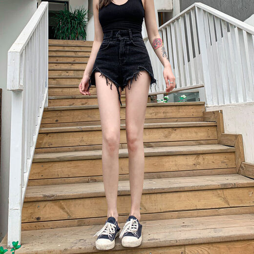 XCFREHT 9922 people have collected it. Summer new black denim shorts for fat mm women, large size, high waist, loose and slim, A-line, dark gray. Favorite store gives priority to delivery. L suitable for 105-115 Jin. Jin is equal to 0.5 kg.
