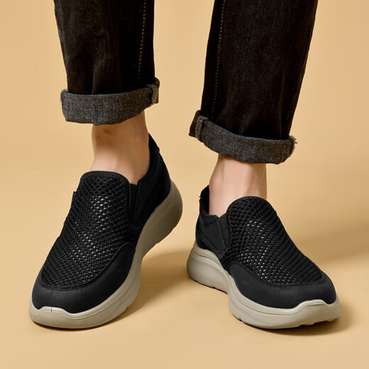 Brigjing viejos zapatos de tela de Beijing zapatos de malla para hombres deportes de verano y zapatos de papá transpirables para los zapatos livianos livianos suaves sin deslizamiento.