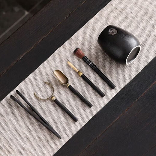 [Clásico] Ceremonia de té de cerámica negra Seis caballeros set kung fu set de té de té té té herramienta té clip de cerámica negro