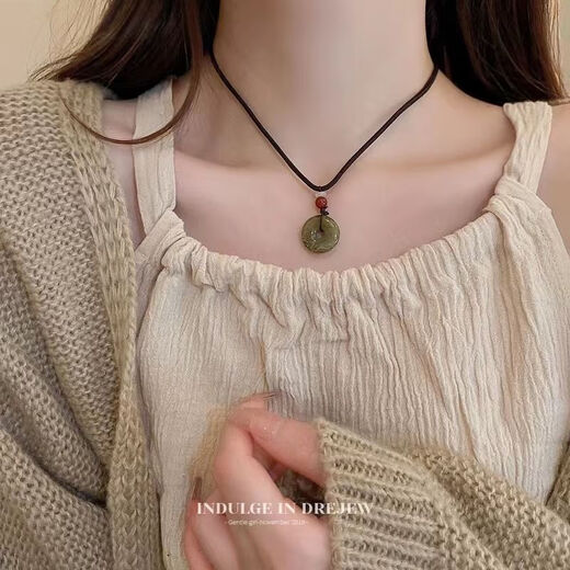 Juvia necklace for men and women, high-end trendy hip-hop stacked sweatshirt chain, men's pendant, clavicle chain, accessories, Valentine's Day gift, JYXL126 safety buckle