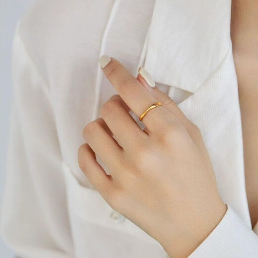 OAH【金包银】中鑫专柜莫比乌斯情侣对戒七夕戒指情人节送女友礼 老凤祥同款【金包银】莫比乌斯真爱戒指【女 老凤祥同款约2.58克【原售3899元】