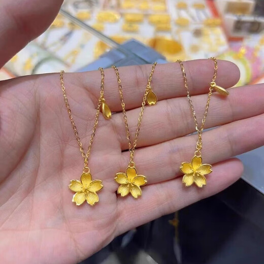 UDL24K pure gold petal pendant 999 pure gold cherry blossom necklace women's new fashion temperament 5G gold clavicle chain gift 0.01g cherry blossom set chain