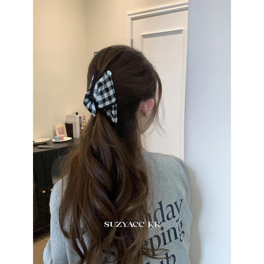 Clip de triángulo a cuadros en blanco y negro de meipai 2024 Nicho retro para el cabello SN9756SN1302SN Plaid en blanco y negro (preventa)