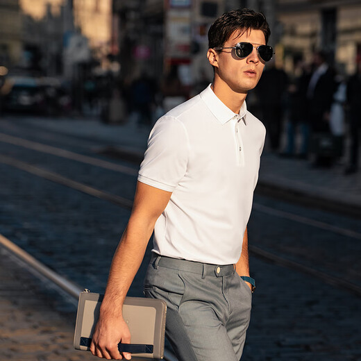 Mr. BU Collier breveté Bouton à trois broches EXQUISITE BUSINESS POLO MEN'S SUMME-ABSORBULS ET COULEUR COLLE SUPPLABLE COURT COURT COURVE