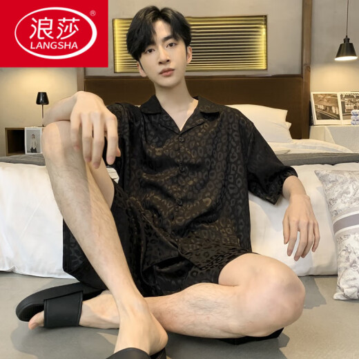 Langsha Pyjamas Herren Sommereiseis Seiden kurzärmelige dünne Sommerschwarz-Imitation Seidensommer-Sommer-Stil kann außerhalb von Heimbekleidungsanzug getragen werden