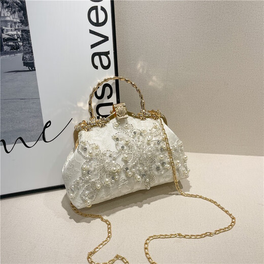 Pearl embroidery fashion handbag Cheongsam banquet clutch bag chain bag embroidery bead bag shoulder bag pearl chain bag floating light-blue white